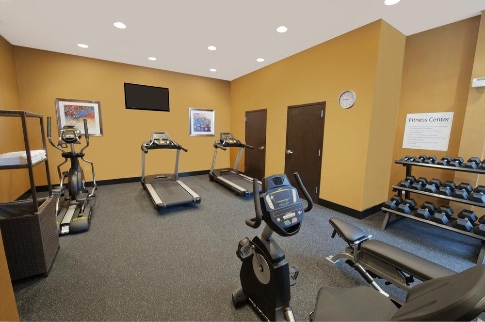 Holiday Inn Express Fredericksburg - Southpoint By Ihg Bagian luar foto