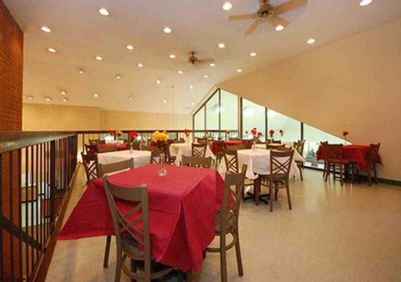 Holiday Inn Express Fredericksburg - Southpoint By Ihg Bagian luar foto